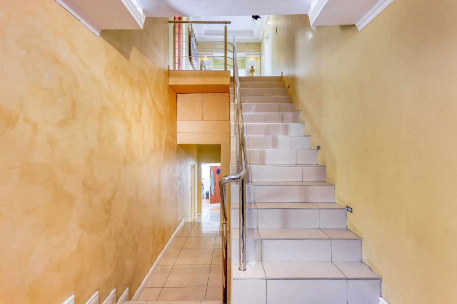 6 Bedroom Property for Sale in Bo Kaap Western Cape